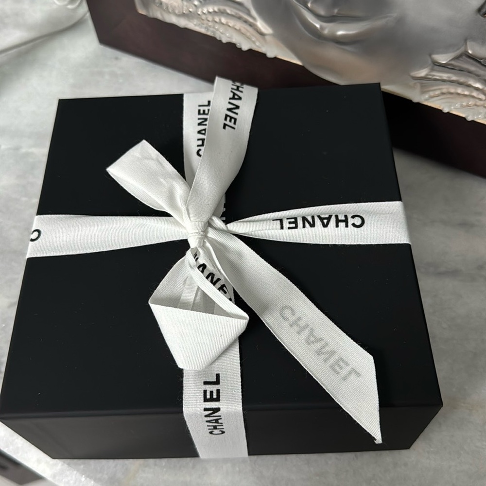 Belt box and Ribbon
